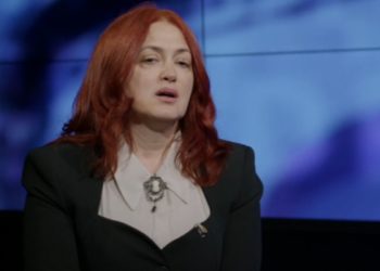 Hoxha: Ndarja bashkëshortore është e drejtë njerëzore, dhuna ndaj grave duhet të ndalet