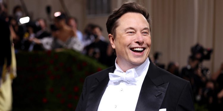 Elon Musk nuk ndalet, ja kompania që ia ka vënë “syrin”