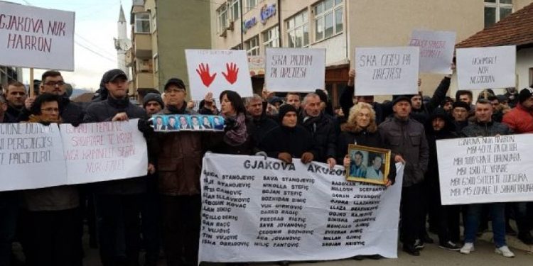 Shoqata “Krimet e Luftës Gjakova 98-99” për dënimin e Mustafës: Ky është “terror histerik” nga Gjykata