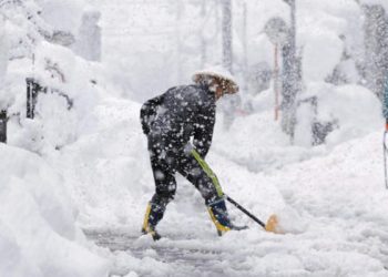 I ftohti ekstrem lë të paktën 8 të vdekur në Japoni