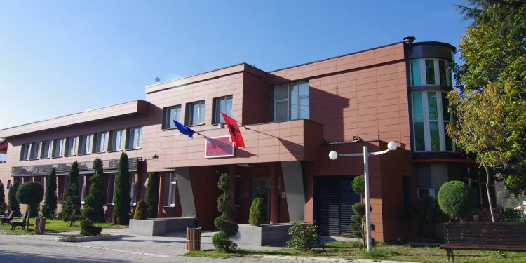 Komunat e Kosovës të pakënaqura me ndarjen buxhetore