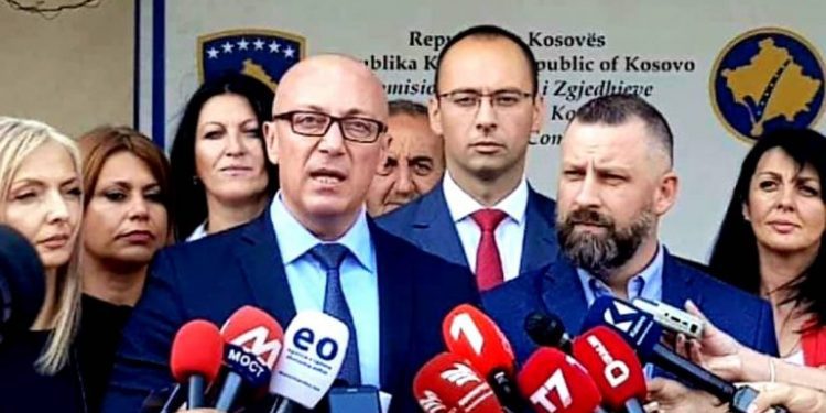 Lista Serbe: Mos i pengoni EULEX-in dhe KFOR-in në Veri