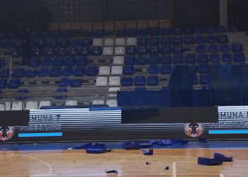 Sporti nuk është luftë, trazira në ndeshje basketbolli lëndohen 4 polic