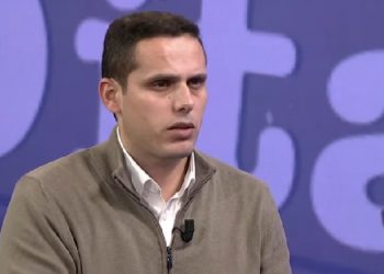 Gruda: Qeveria Kurti nuk do që të nxjerrë Ligjin e Pagave