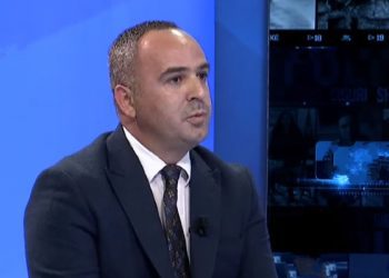 Manaj: Ligji për Zyrtarët Publik është kundërkushtetues