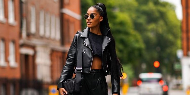 Ja pse një xhaketë e lëkures ju bën të dukeni më “ekstra”