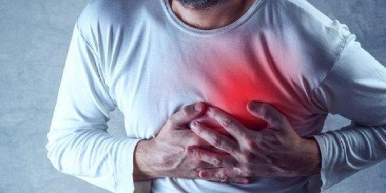 Cilët janë ushqyesit shtesë të dëmshëm për zemrën?!