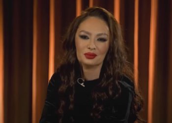 Adelina Ismajli rrëfen emocionet kur përmes këngës bënte thirrje për paqe në kohë lufte