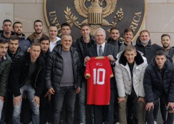 Kjo është porosia e ambasadorit amerikan për ekipin serb para lojës me ekipin amerikan
