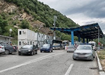 Kjo është gjendja në pikat kufitare, kaq po presin mërgimtarët për t’u kthyer