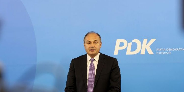 Hoxha: Tërheqja e njohjes nga Toga në Beograd është goditje në zemër e pozitës ndërkombëtare e shtetit tonë