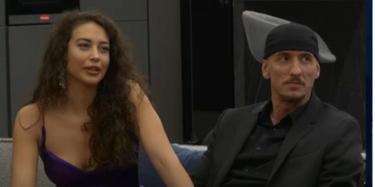 Getinjo debat me Vivienin: Ti dhe Stresi po më përdorni mua