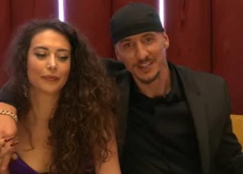 Getinjo i bënë surprizë, Vivien fillon të qaj