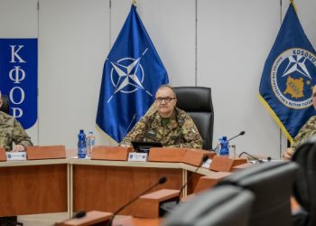 Komandanti i KFOR-it: Situata në Kosovë është e qetë, por e paqëndrueshme
