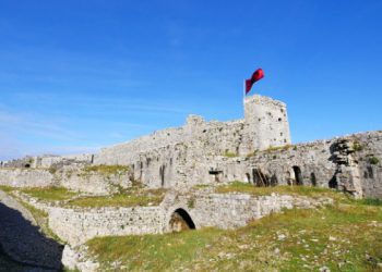 Rritet numri i vizitorëve vendas dhe të huaj në Kalanë e Shkodrës gjatë vitit 2022