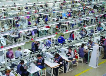 Shqiptarët në Evropë të “çmendur” pas punës, e pabesueshme kaq orë punë bëjnë në javë