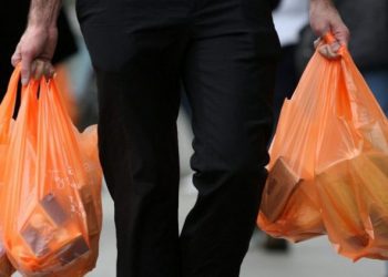 Qeset e plastikës ende pa pagesë në Kosovë, zyrtarët tregojnë arsyet