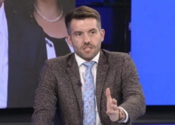 Gjinovci përgëzon Ministrinë e Financave për tatimin në pronë: Bravo, fundi i mafias së ndërtimeve!