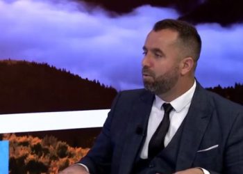 Imeraj: Është fakt se Ushtria Çlirimtare e Kosovës asnjëherë nuk e ka sulmuar Manastirin e Deçanit