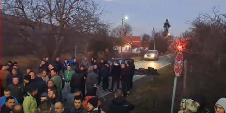 Plagosja e 2 personave, vazhdon protesta e banorëve në Shtërpcë
