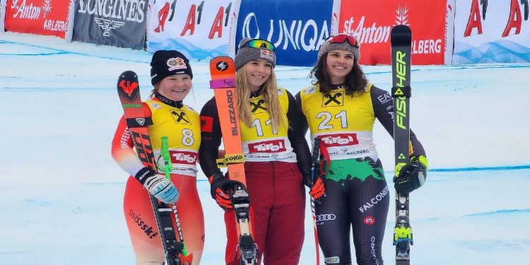 Shqiptarja Laura Colturi rrëmben vendin e parë në garën e skijimit në Austri