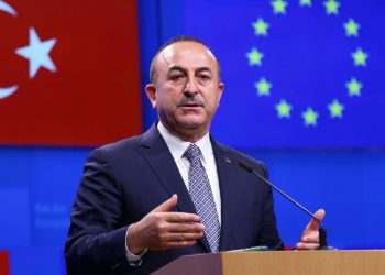 Turqia kërcënon Greqinë: Nuk do të pranojmë as edhe një milje zgjerim në detin Jon