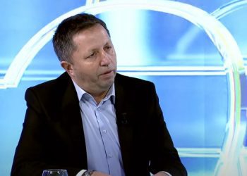 Pajaziti nga PDK-ja: Është një paaftësi e kësaj qeverie që t’i pajisë qytetarët me dokumente