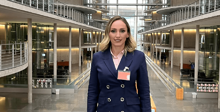 Bytyqi e AAK-së: Qeveria vepron gjithmonë me kryeneçësi pa i interesuar mendimi i të tjerëve