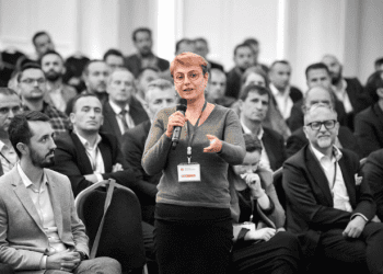 Zyrtarja e Vetëvendosjes reagon pas takimit: Pse vallë nuk nënshkroi Vuçiq?