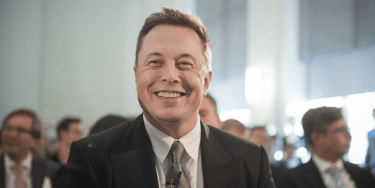 Një postim në Twitter e dergoi para trupit gjykues, Elon Musk shpallet i pafajshëm