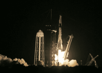 Arabia Saudite dërgon astronauten e parë femër në Stacionin Ndërkombëtar të Hapësirës