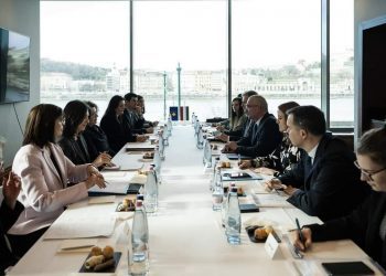 Hajdari: Kosova dhe Hungaria mbesin të përkushtuara në rritjen e bashkëpunimit ekonomik