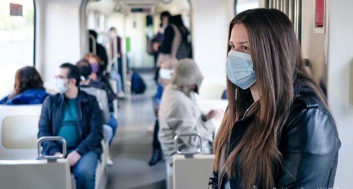 Gjermania heqë detyrimin për mbajtjen e maskave në trasnportin publik