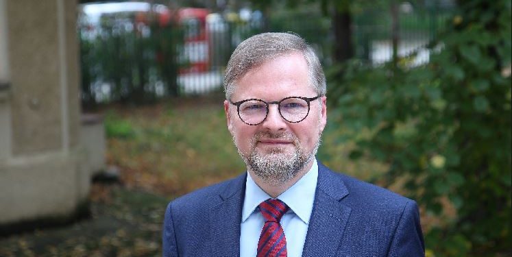 Kurti pranon urime për 15-vjetorin e pavarësisë nga kryeministri i Republikës Çeke