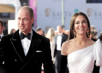 Princi William dhe princesha Middleton shkëlqejnë në tapetin e kuq të BAFTA-s