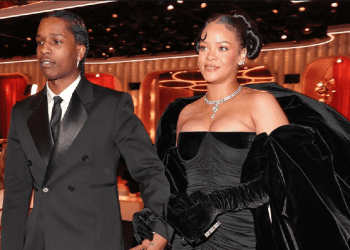 Rihanna pjesë e koncertit “Super Bowl”, fansat po e presin me padurim