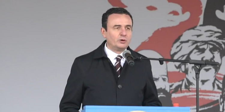 Kurti-ushtarëve të FSK-së: Mos harroni që po e mbani uniformën e prejardhur nga Adem Jashari!