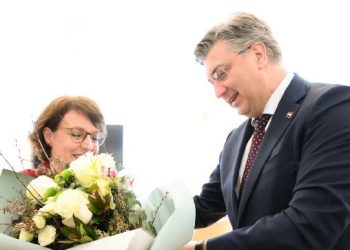 Detaje nga takimi i ministres Gërvalla me kryeministrin kroat Plenkoviq