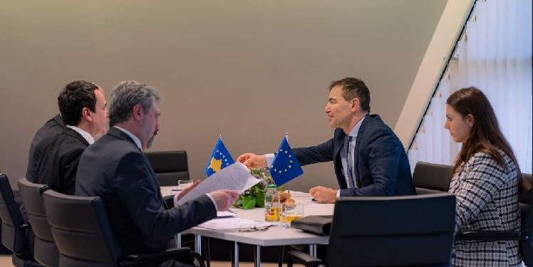 Eurodeputeti Kovatchev: Heqja e regjimit të vizave për Kosovën duhet të vazhdojë pa vonesa