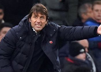 Antonio Conte nuk është më trajner i Tottenham!