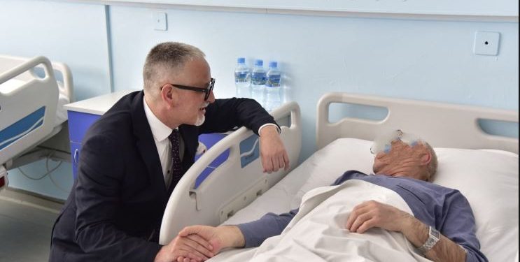 Vitia vizitoi Klinikën e Oftalmologjisë, 2 milionë euro u kursyen nga buxheti falë shërbimeve të reja
