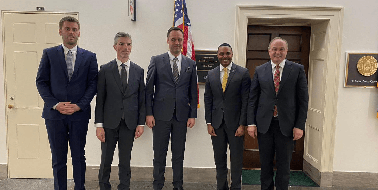 Konjufca falënderon kongrestin Torres për përkrahjen që ia ka dhënë Kosovës