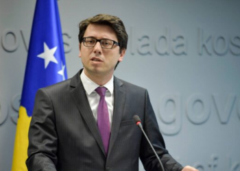 Qeveria merr vendim, 17 mijë punëtorë të sektorit privat do të përfitojnë rritje të pagës