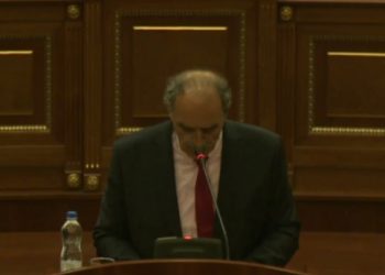 Kokaj lavdëron Kurtin: Gjuha e tij trupore, gjuha intelektuale me të vërtetë është për t’u lakmuar