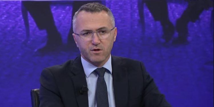 Zulfaj: Serbia duhet të pranojë barazinë sovrane mes të 2-ja vendeve