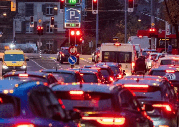 Nga viti 2035, makinat e reja me benzinë ose naftë nuk do të lejohen të shiten në BE