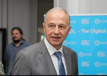 Zëvendëssekretari i NATO-s: Është koha që Kosova dhe Serbia të bëjnë kompromise