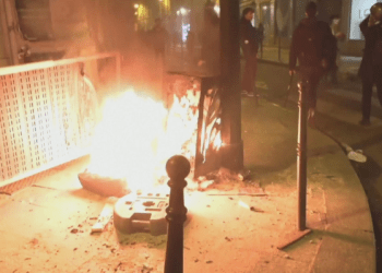 Protestat në Francë nuk ndalen, Parisi nën “flakë” që në orët e para të mëngjesit