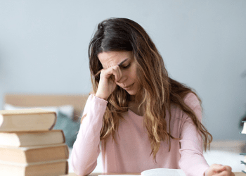 Si ndikon shëndeti emocional te studentët në shkollimin e lartë?