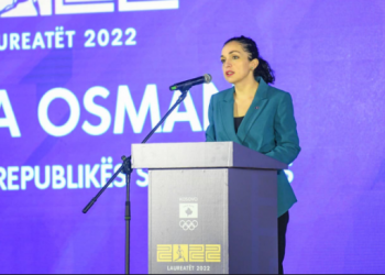 Osmani në 25-vjetorin e rënies së familjes Jashari: Gjaku i tyre u bë dritë udhërrëfyese për liri